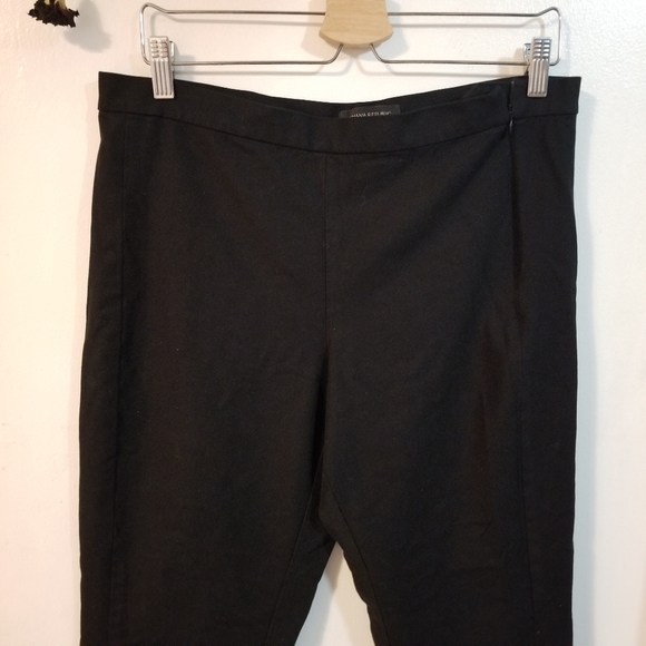 Banana Republic Black Stretch Skinny Fit Pants - Picture 4 of 9
